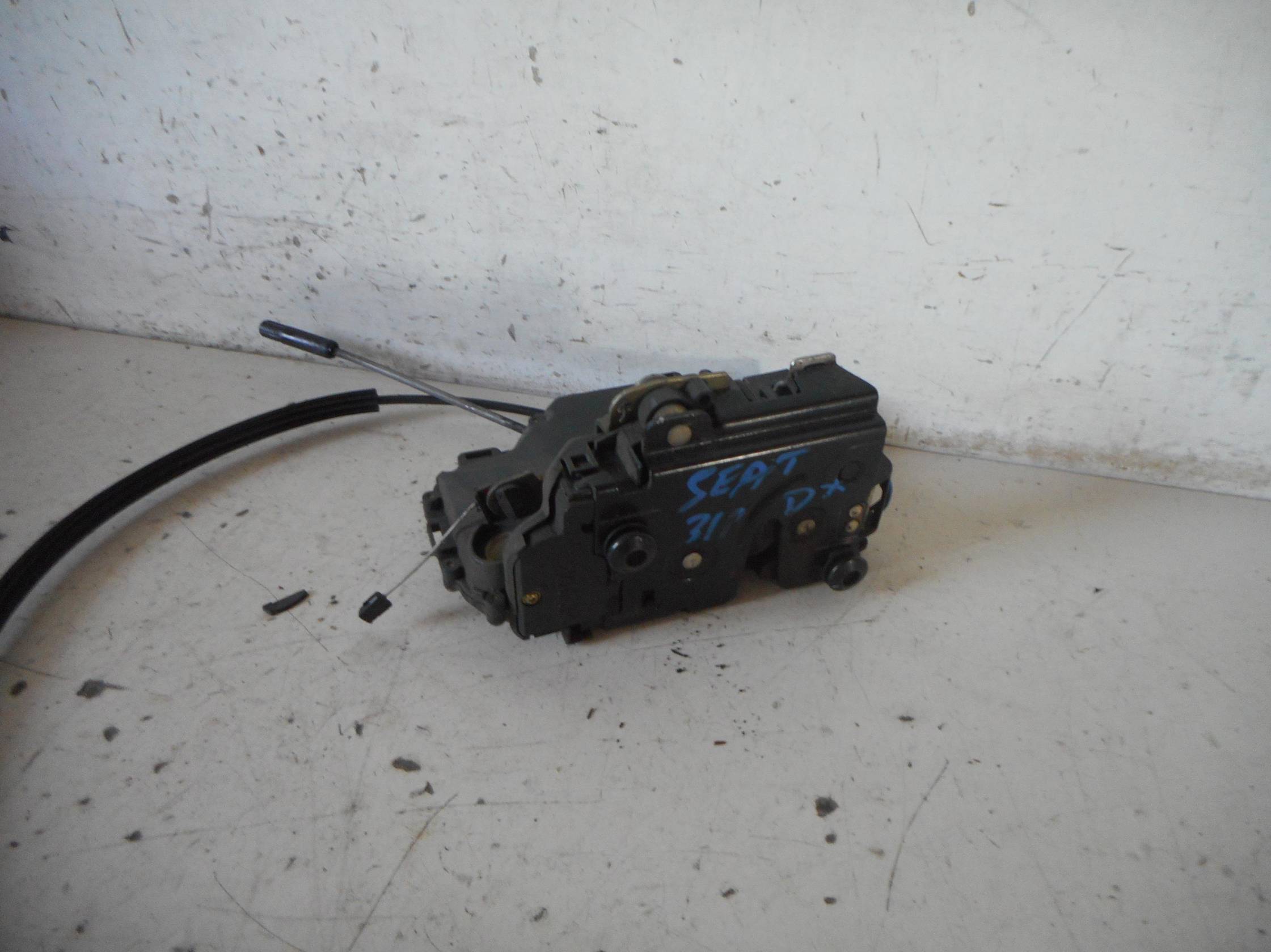 Serratura porta ant. dx.